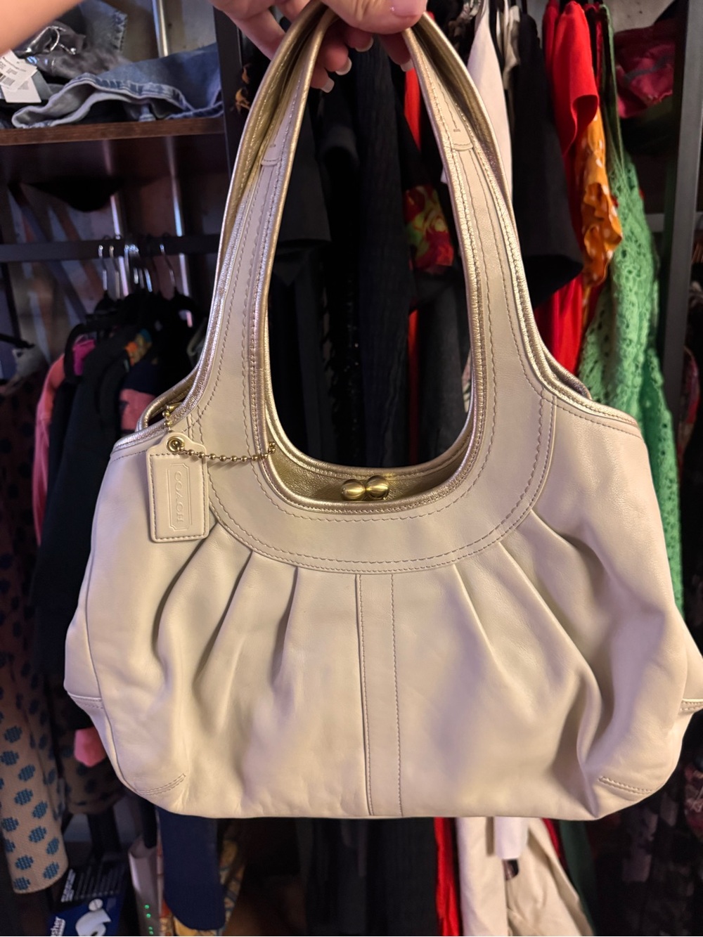 Coach Parker KissLock Cream Leather Shoulder Bag with Gold Trim Like New!
